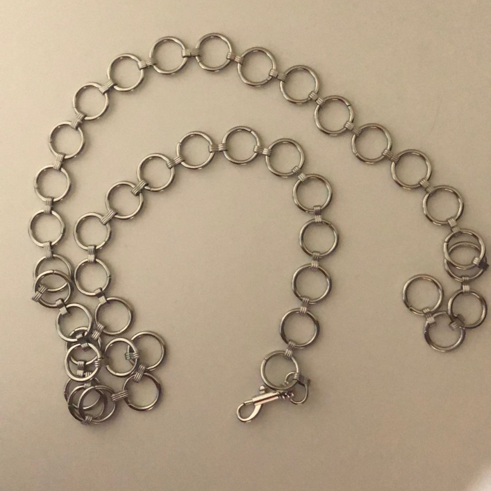 Brandy chain belt